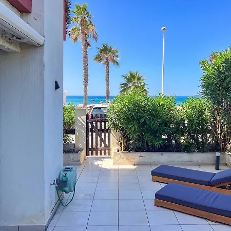 Pieds Dans L'eau Les Lecques