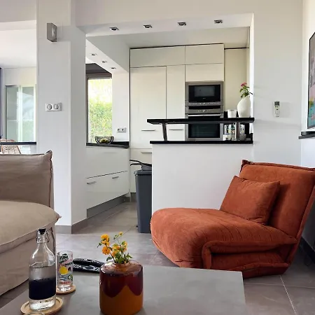 Pieds Dans L'eau * Les Lecques